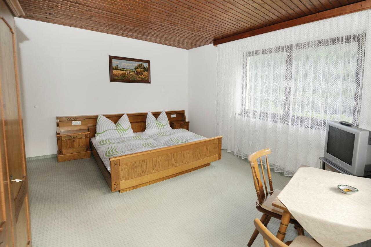 Haus Karin Bed & Breakfast Sankt Gallenkirch Oda fotoğraf